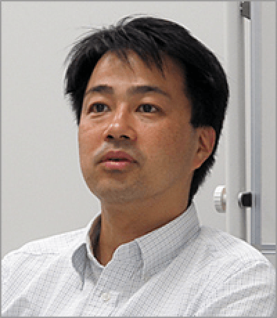 「ナレッジリングから業務に関する情報を得る機会が増えた」と語るサントリーインターナショナルのスタッフ